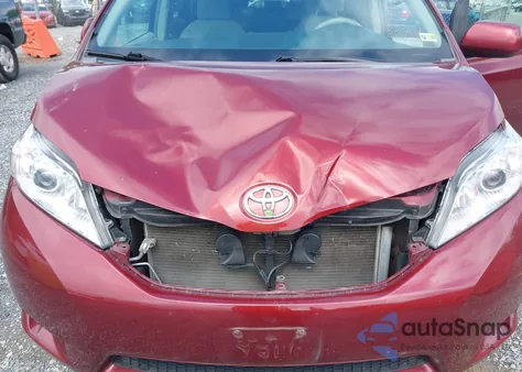 2011 Toyota Sienna Le V6 from USA, damaged, VIN 5TDKK3DC0BS018460